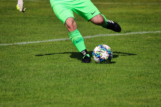 李霄鹏刚跟海牛队续约！就为俱乐部完成五笔重量级签约，值得期待