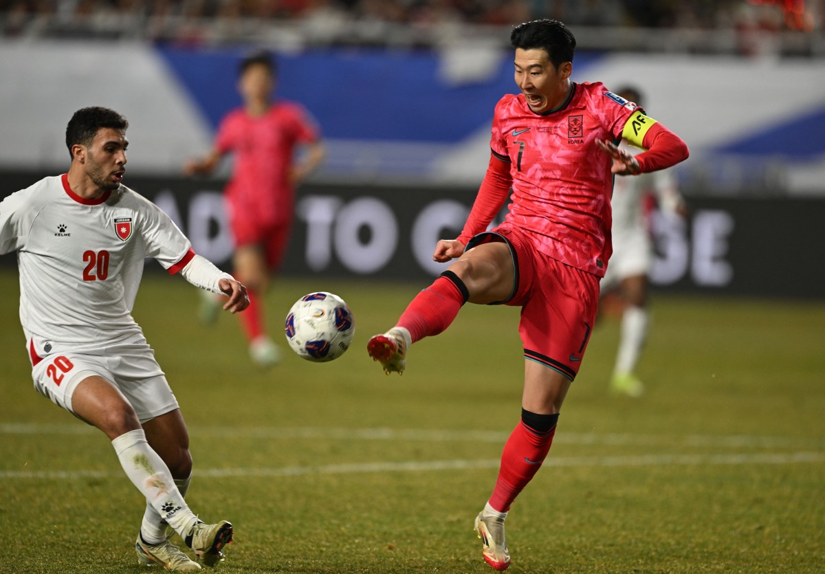 篮球篮网锁定前八席位，季后赛形势明朗